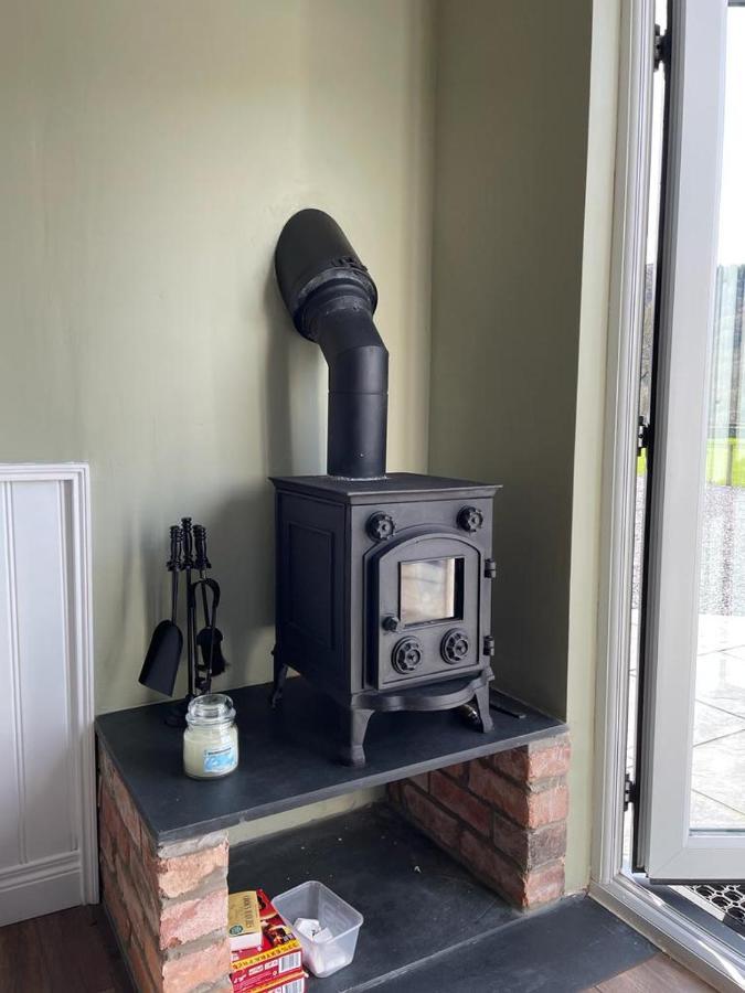 Tyddyn Bach Bunkhouse Villa เบเทส-อี-คอย ภายนอก รูปภาพ