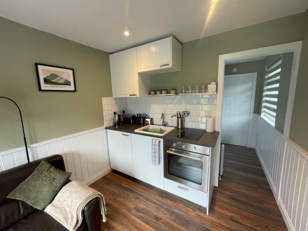Tyddyn Bach Bunkhouse Villa เบเทส-อี-คอย ภายนอก รูปภาพ