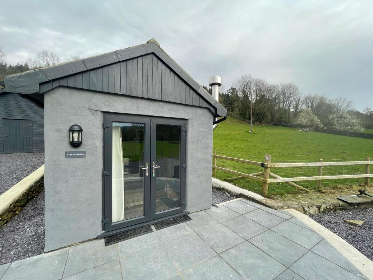 Tyddyn Bach Bunkhouse Villa เบเทส-อี-คอย ภายนอก รูปภาพ